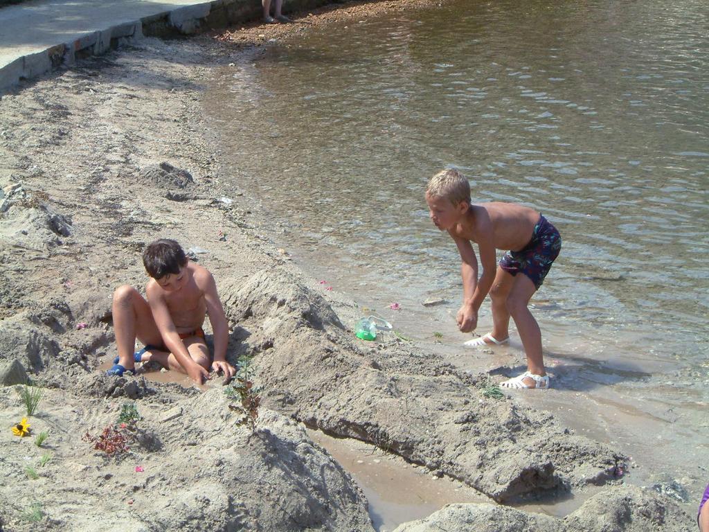 Hotel Luka Luka  Buitenkant foto