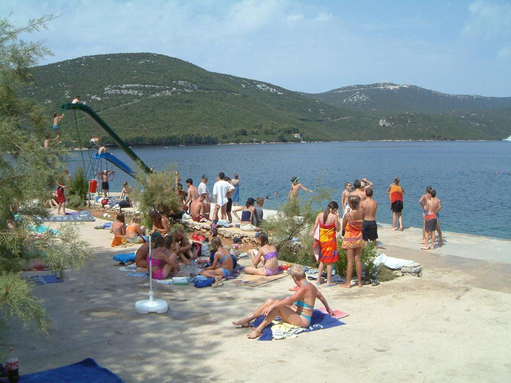 Hotel Luka Luka  Buitenkant foto