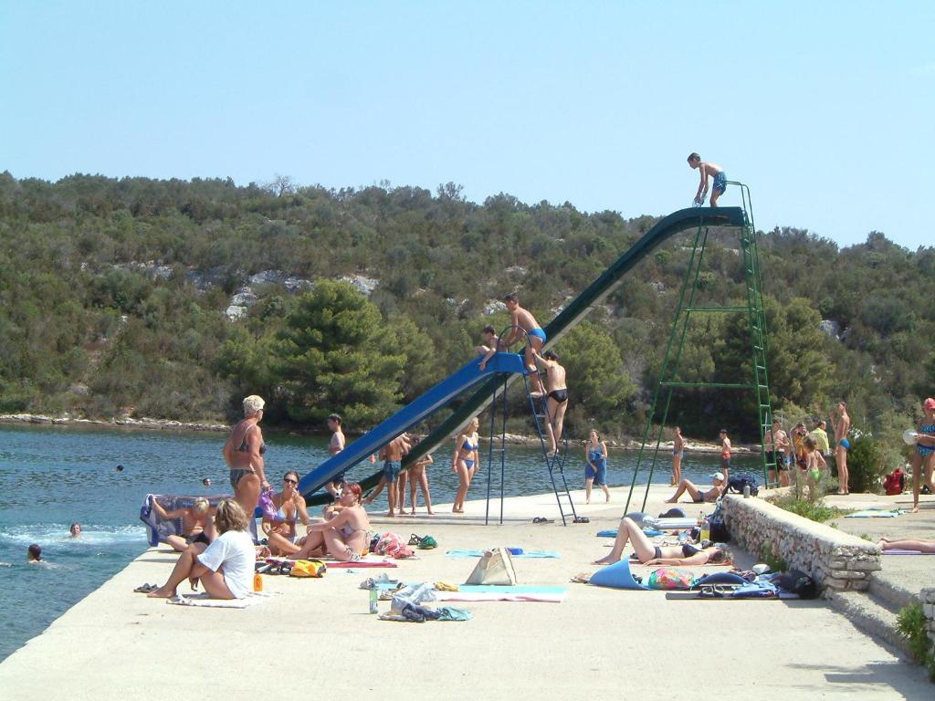 Hotel Luka Luka  Buitenkant foto